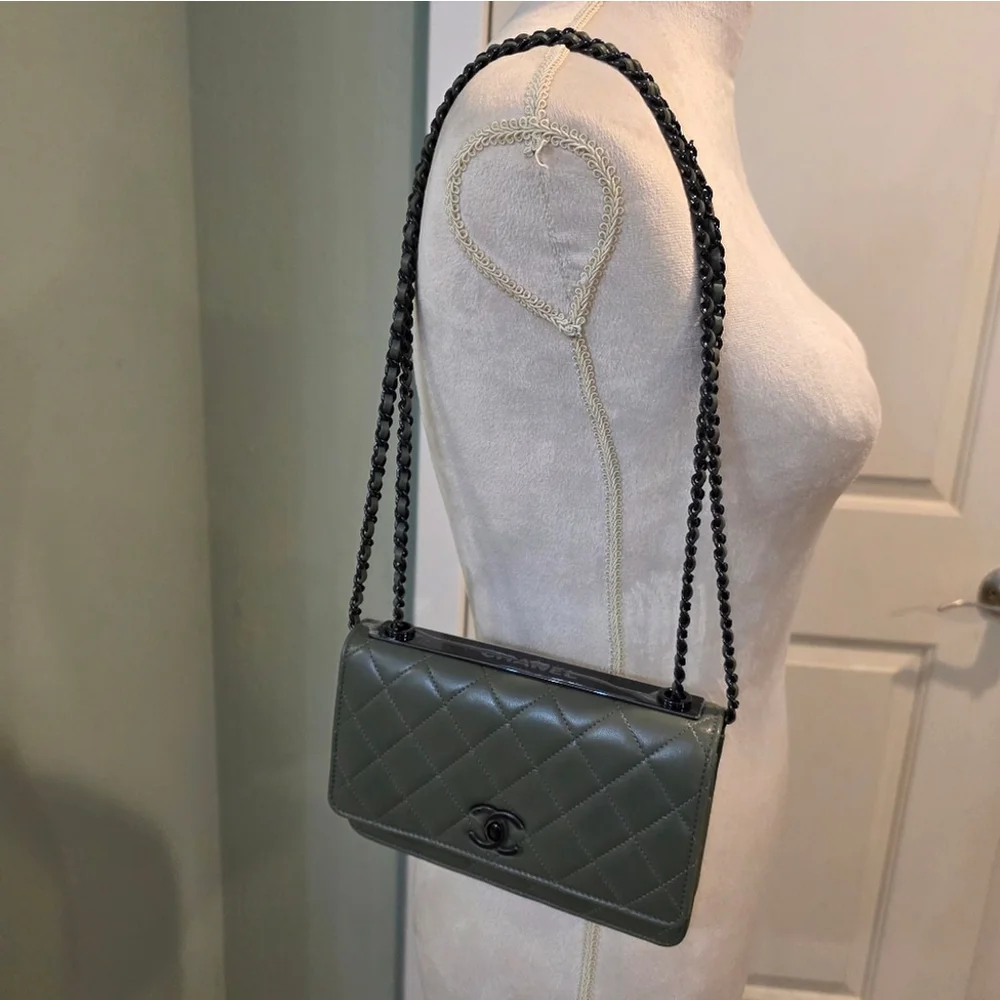 New Chanel Trendy WOC - Picture 4 of 16